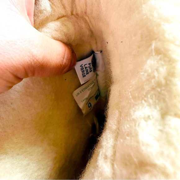 Sorel Caribou Waterproof Winter Boots - Tan and Black - Picture 9 of 9